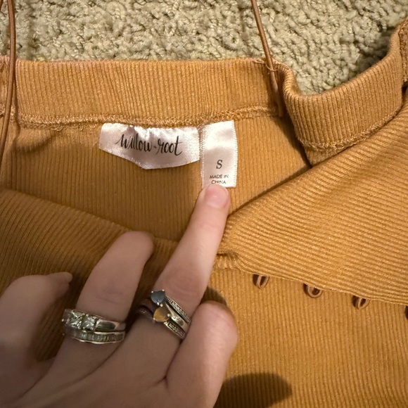 Stylish Mustard Crop Top - Picture 4 of 4